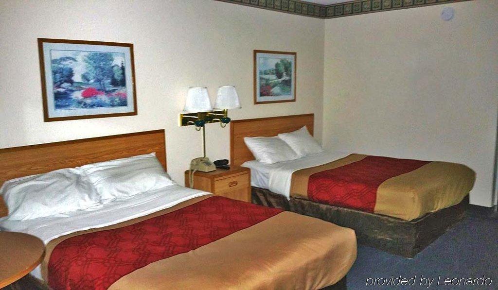 Econo Lodge Oak Grove-Blue Springs Εξωτερικό φωτογραφία